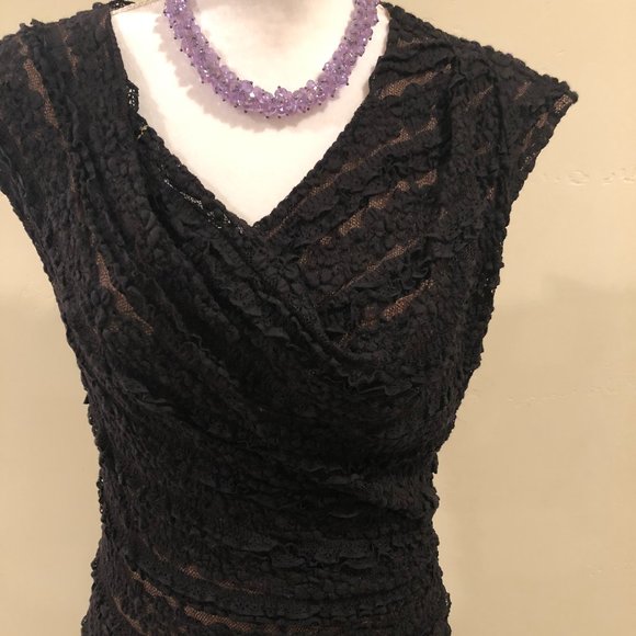 Black Lace Studio M dress - Picture 2 of 7